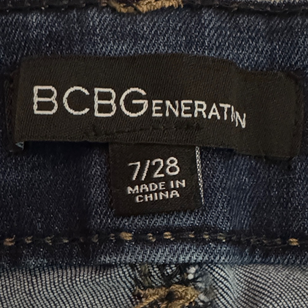 BCBGeneration Mid Rise Bootcut - Picture 2 of 4